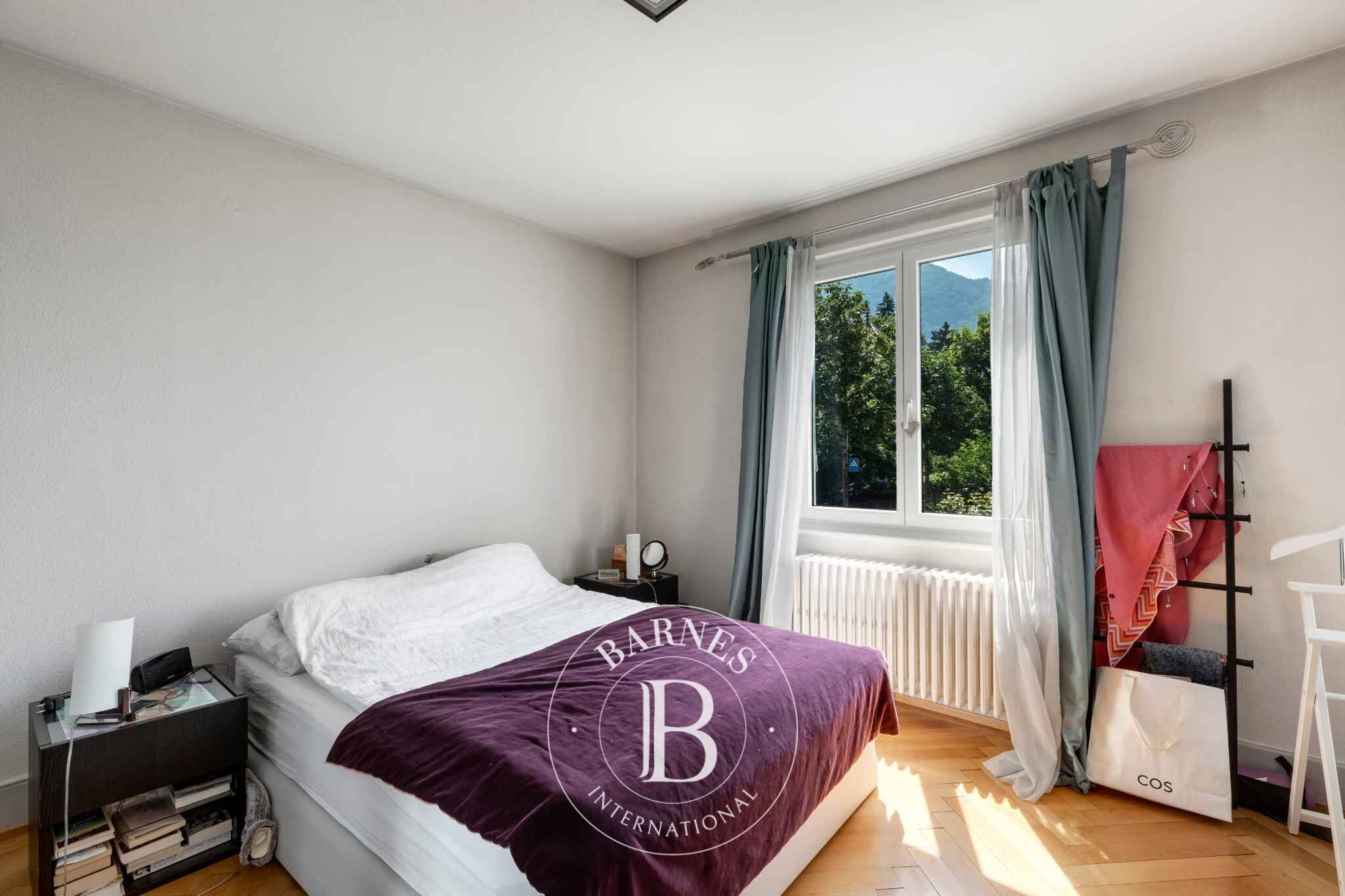 Villa Montreux - picture 14