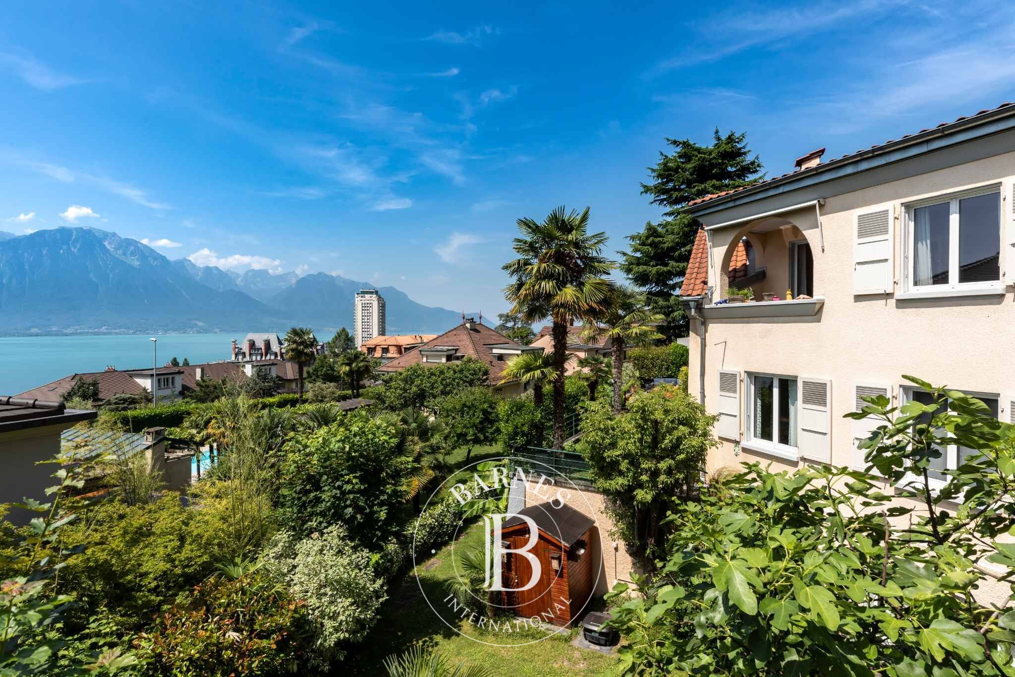 Villa Montreux - picture 18