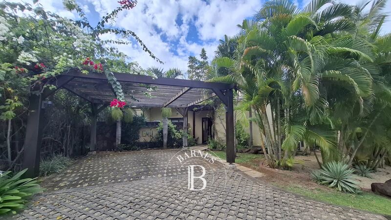 Loué, Villa Rivière Noire - picture 3