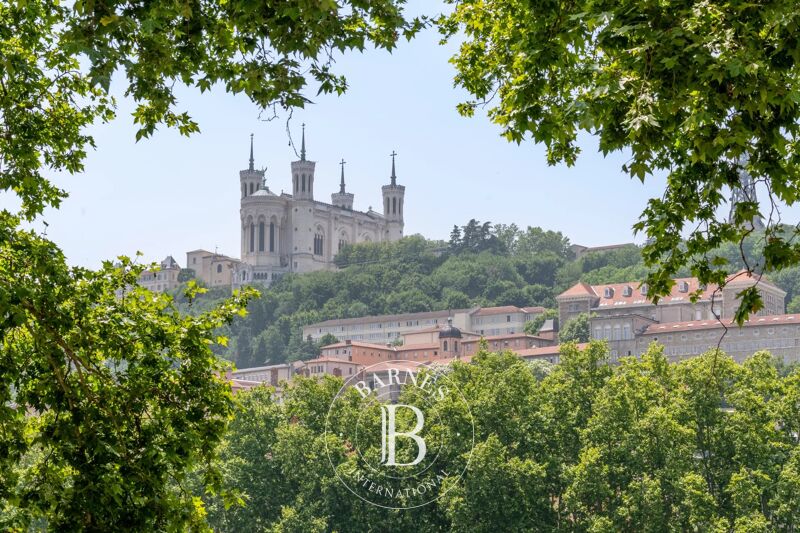 Lyon 1er - TERREAUX - Bourgeois apartment - 186sqm - 3 bedrooms