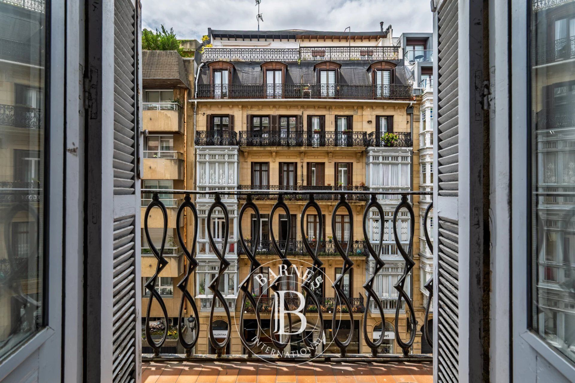 SAN SEBASTIÁN - Precioso piso con vt en el centro de la ciudad - picture 1