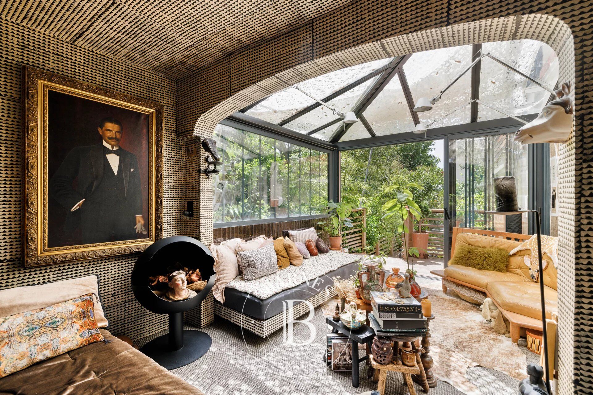 BIARRITZ, BEAURIVAGE, CHARMING 170 M² HOUSE IN A QUIET LOCATION - picture 1