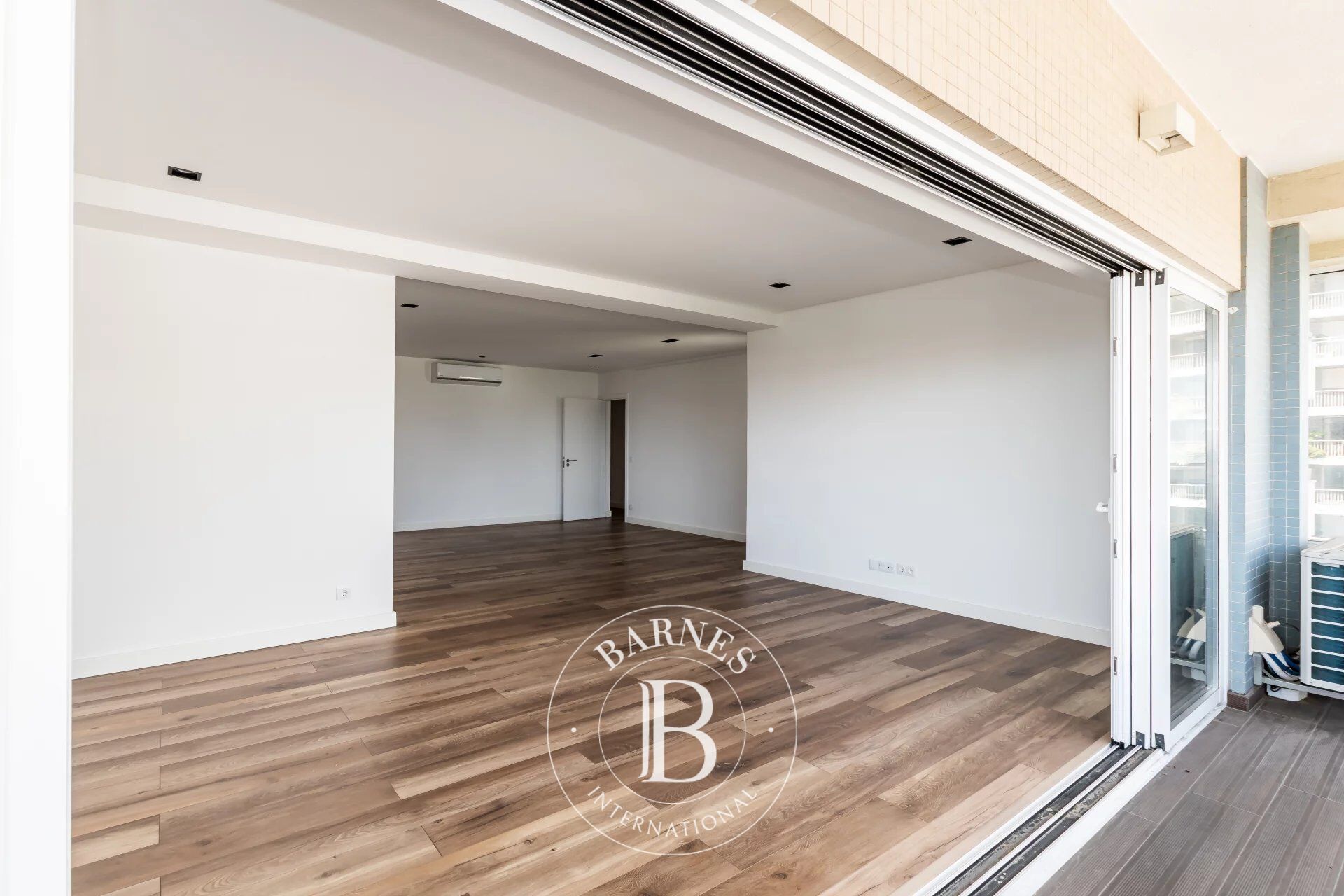 For Rent - picture 3