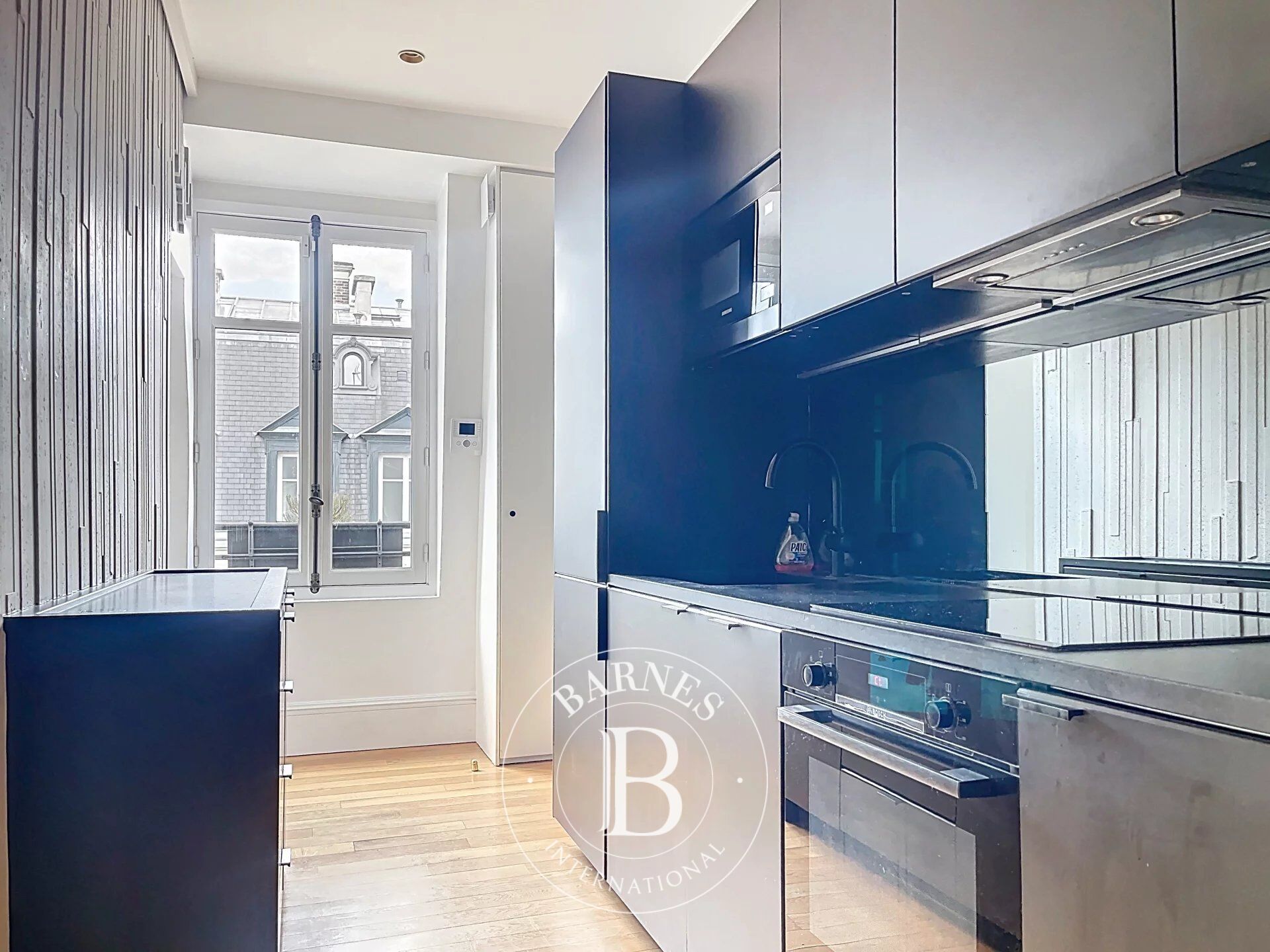 Alquilado, Piso Paris 9ème - picture 4