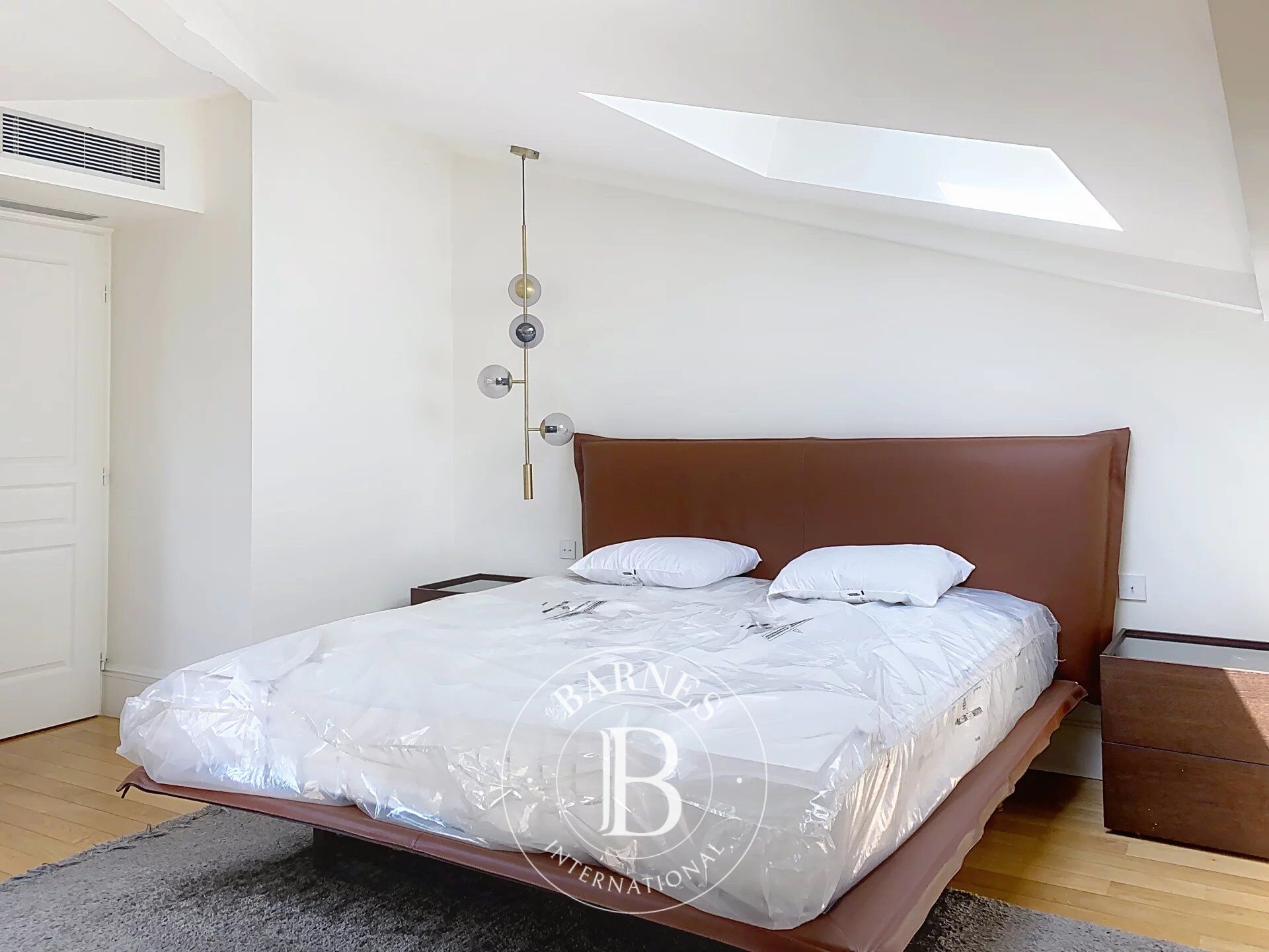 Alquilado, Piso Paris 9ème - picture 9