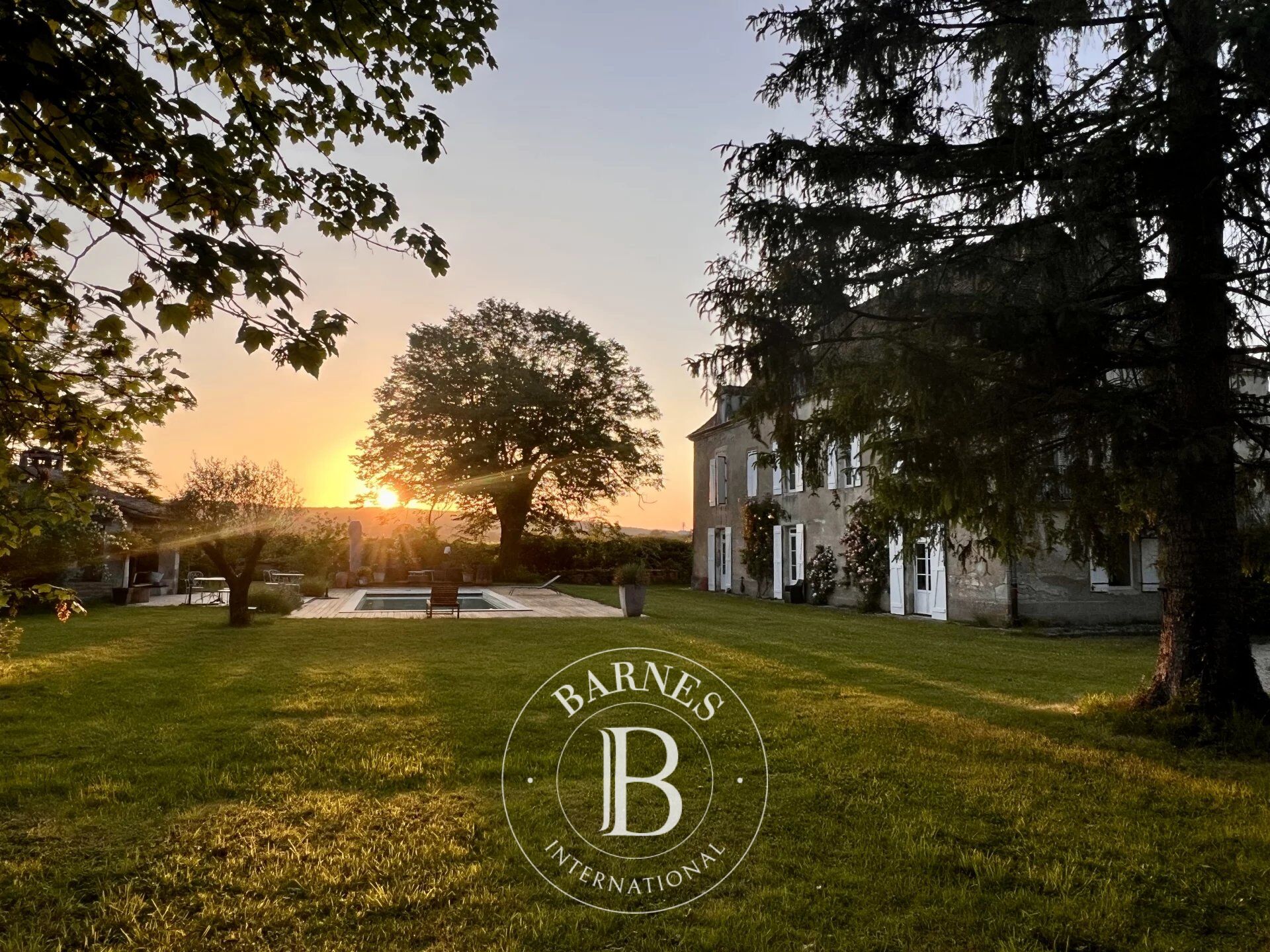 Casa Givry - picture 2