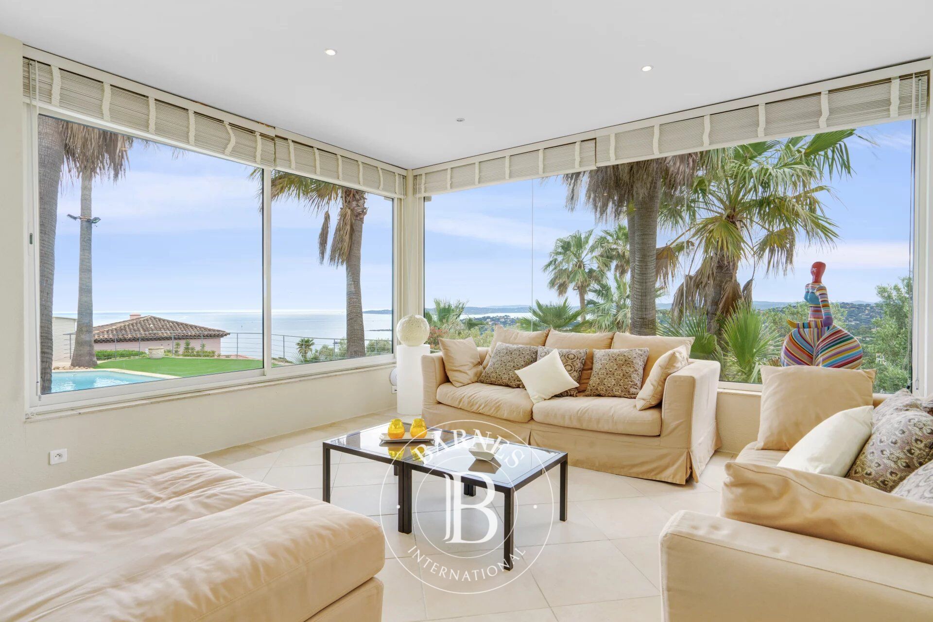 LOCATION SAISONNIÈRE - SAINTE-MAXIME - VILLA VUE MER - 6 CHAMBRES - PISCINE - picture 3