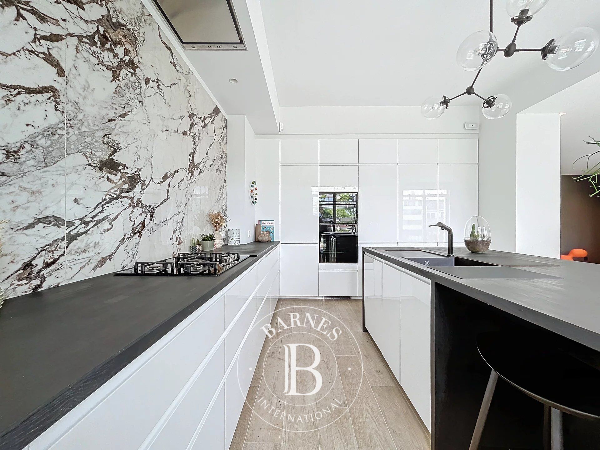 Daire Ixelles - picture 9