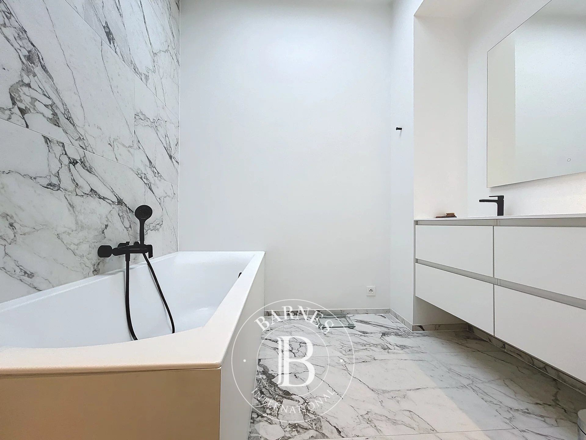 Daire Ixelles - picture 16