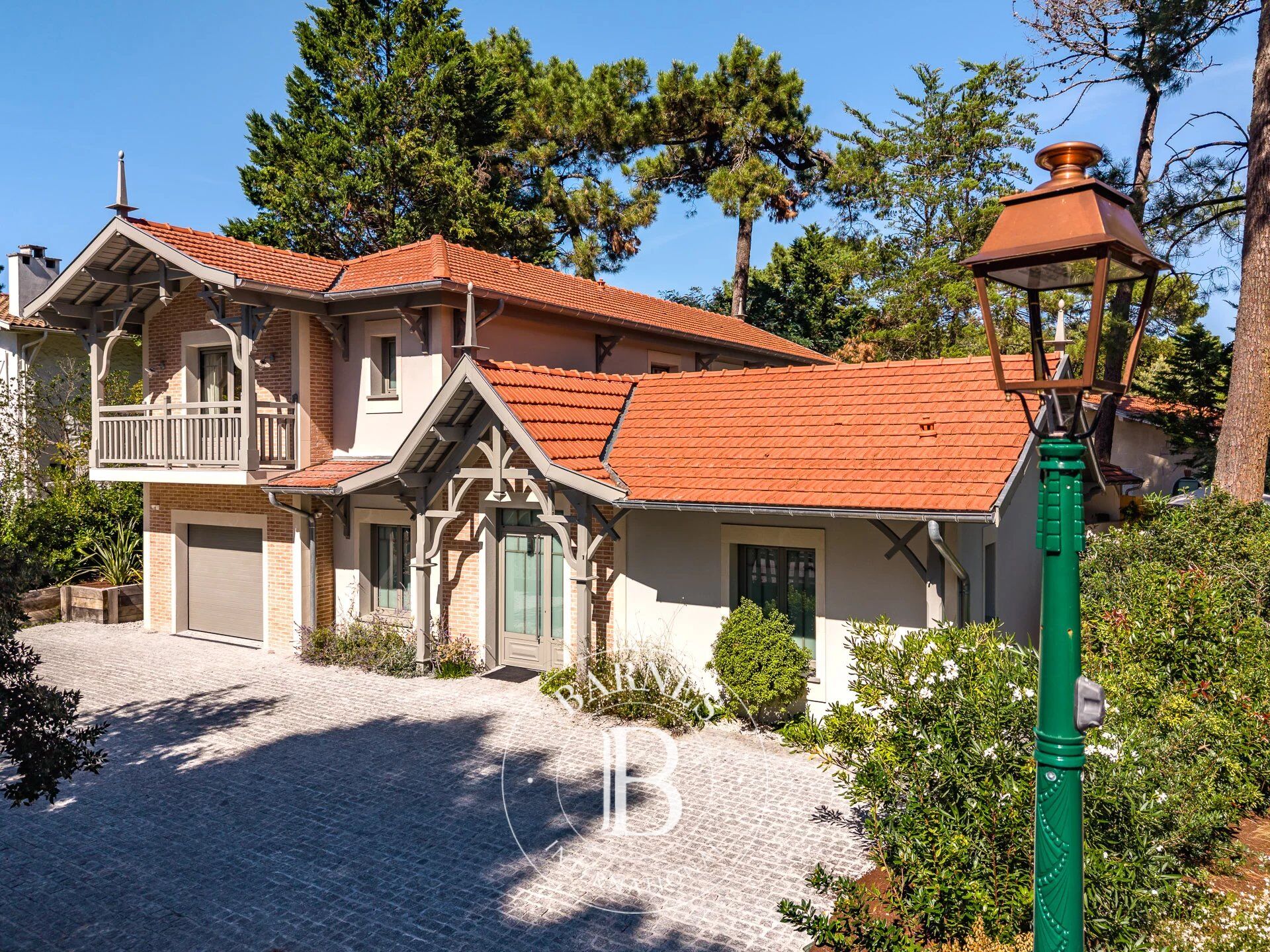 Casa Arcachon - picture 1