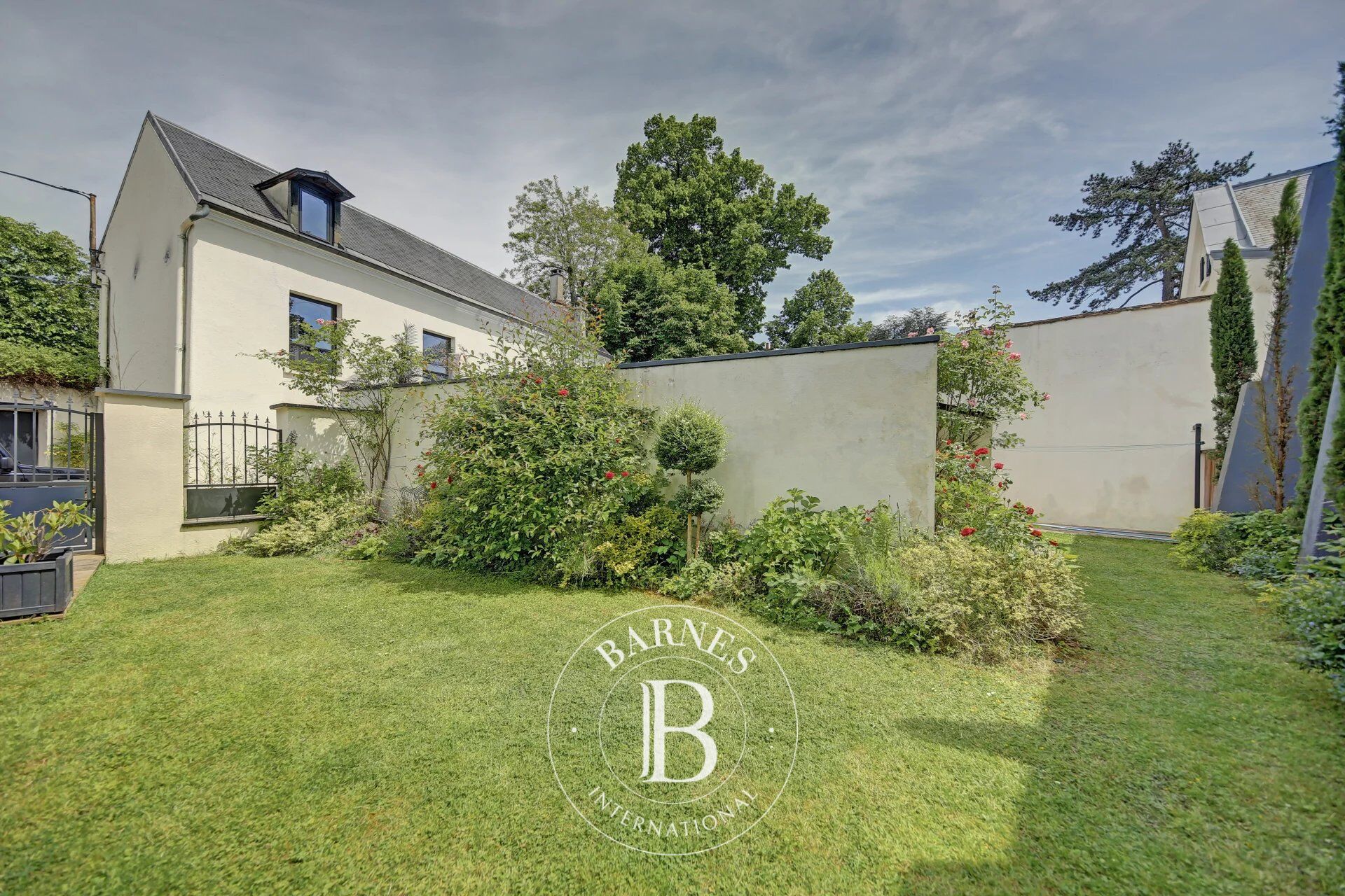 Casa Versailles - picture 3