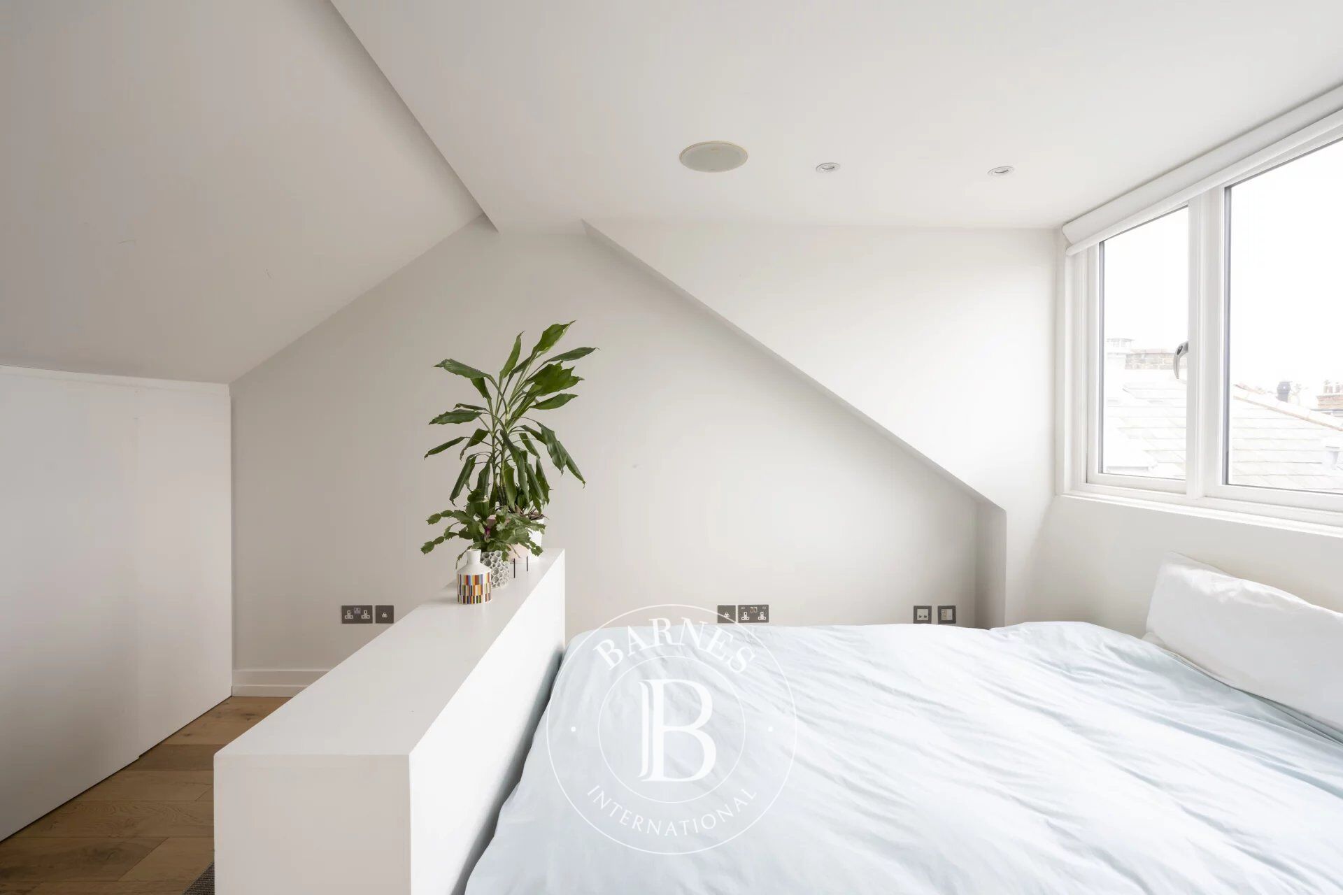 Ev London - picture 16