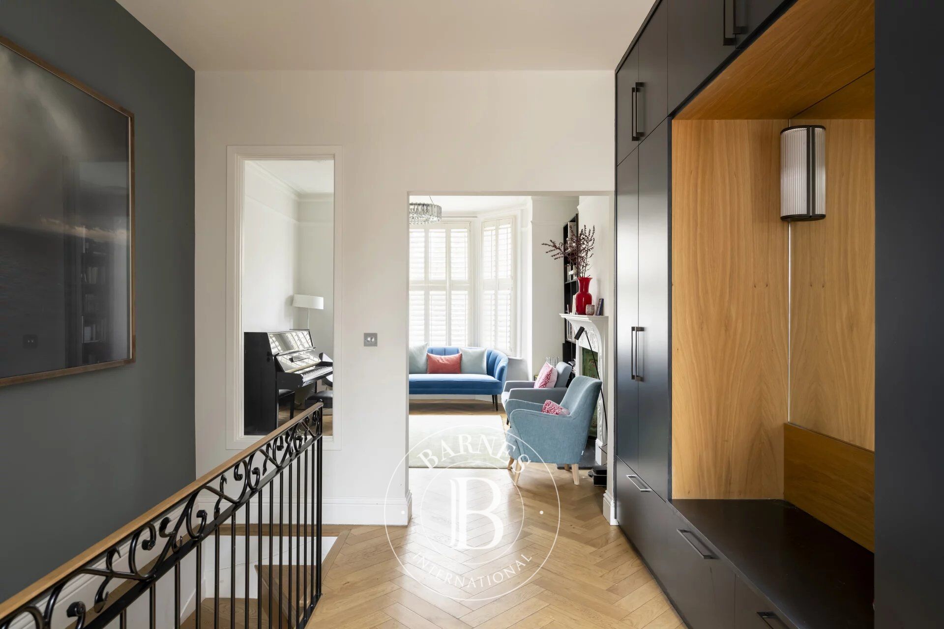 Ev London - picture 8