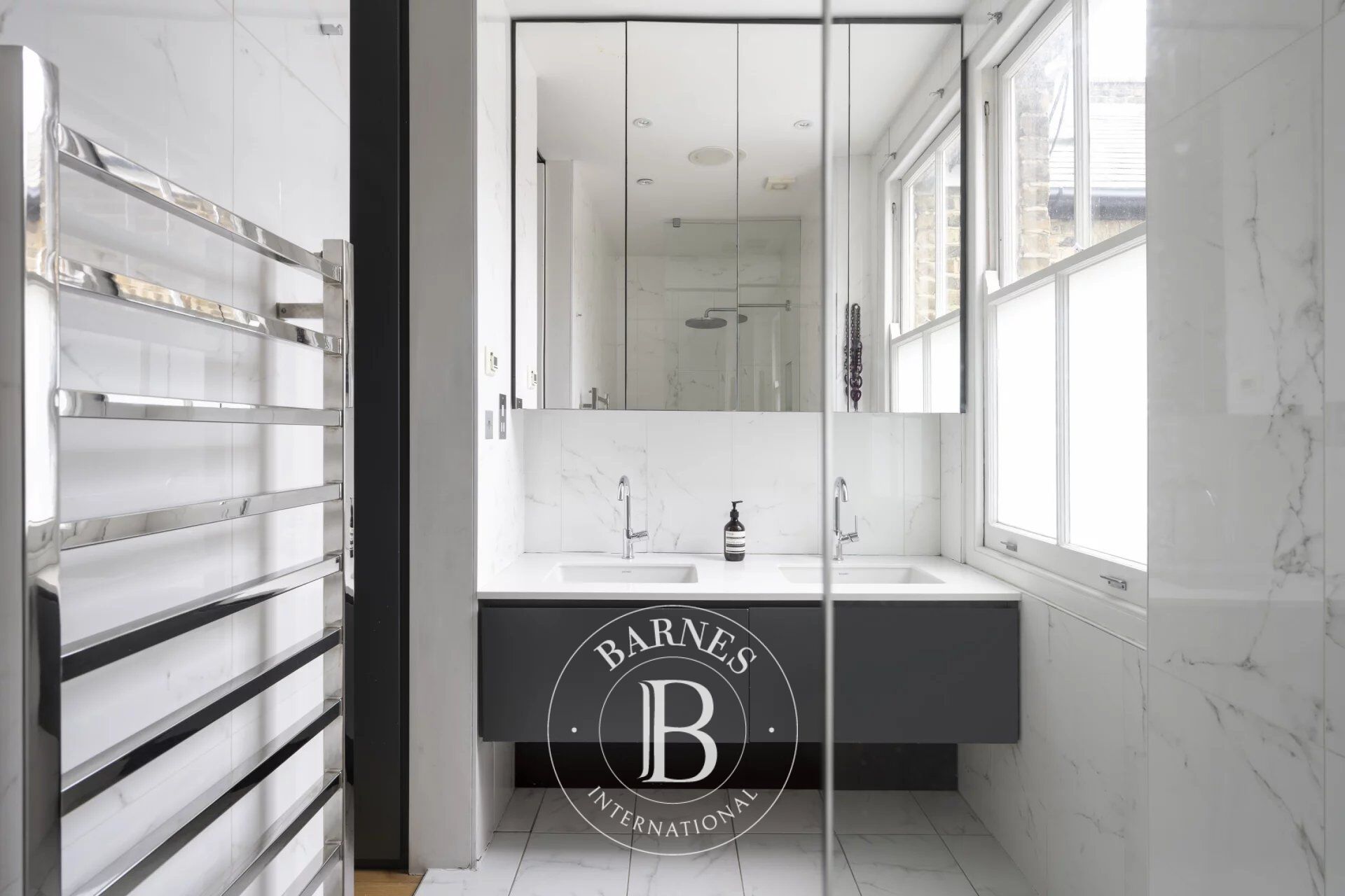 Ev London - picture 13