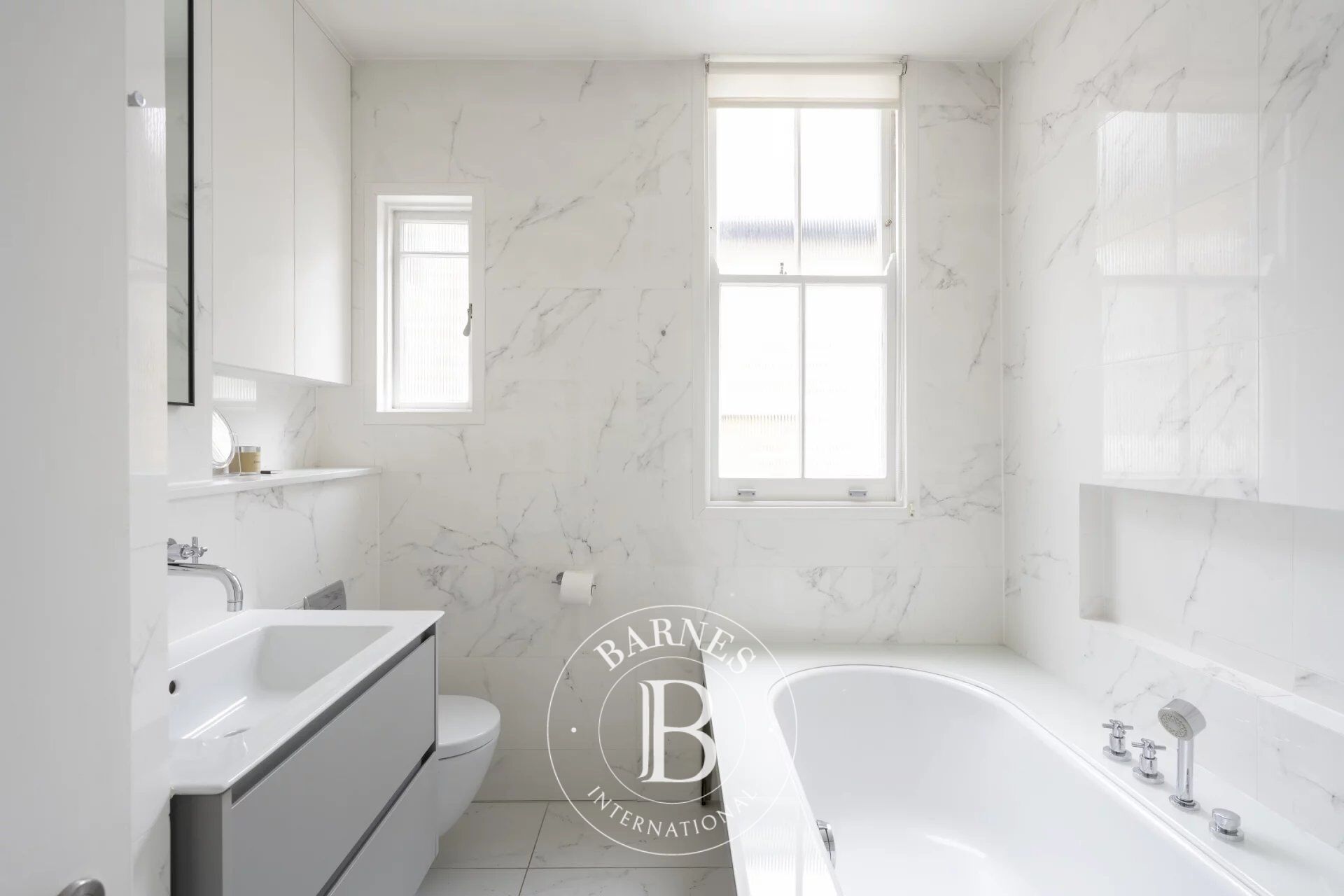 Ev London - picture 17