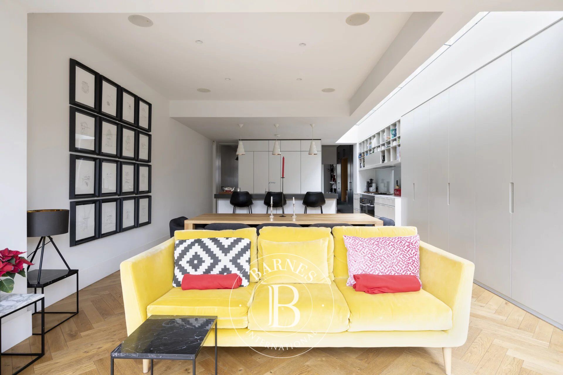 Ev London - picture 6