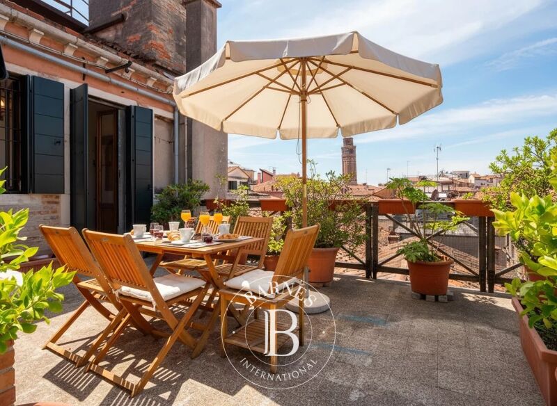 For Sale Apartment | Venezia - picture 1