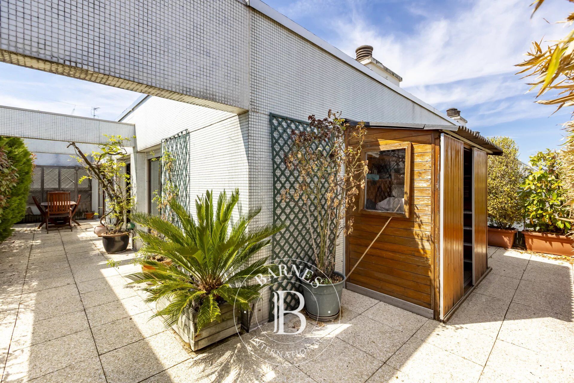 Exclusive Barnes listing - North Boulogne - 60m² (646 sq ft) apartment with 55m² (592 sq ft) step-free terrace - picture 1