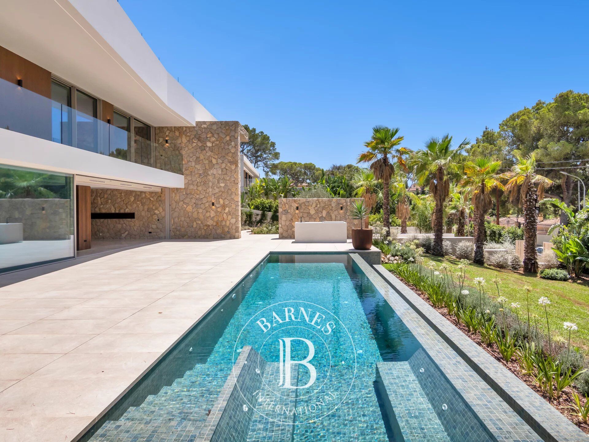 Villa Alegra - Vivienda de obra nueva con spa y proximidad al mar en Santa PonsaVilla Alegra - Vivienda de obra nueva con spa y proximidad al mar en Santa Ponsa - picture 1