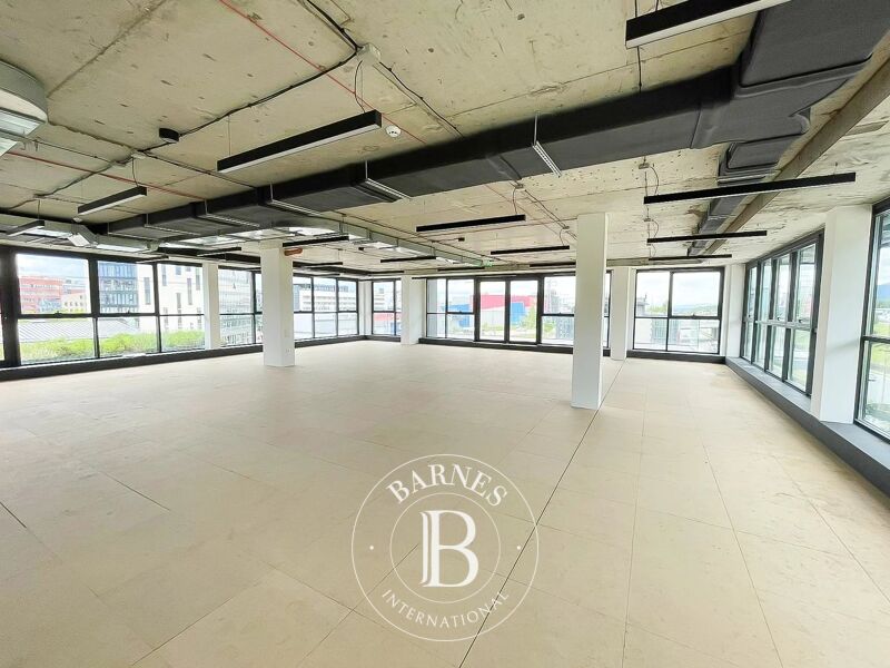 Alquiler, Oficina Sofia - picture 1