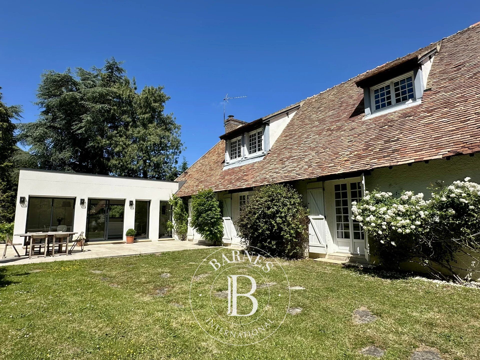 Casa Boullay-les-Troux - picture 1