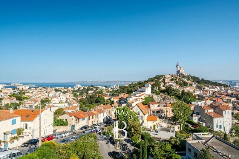 Vendido, Ático Marseille 8ème