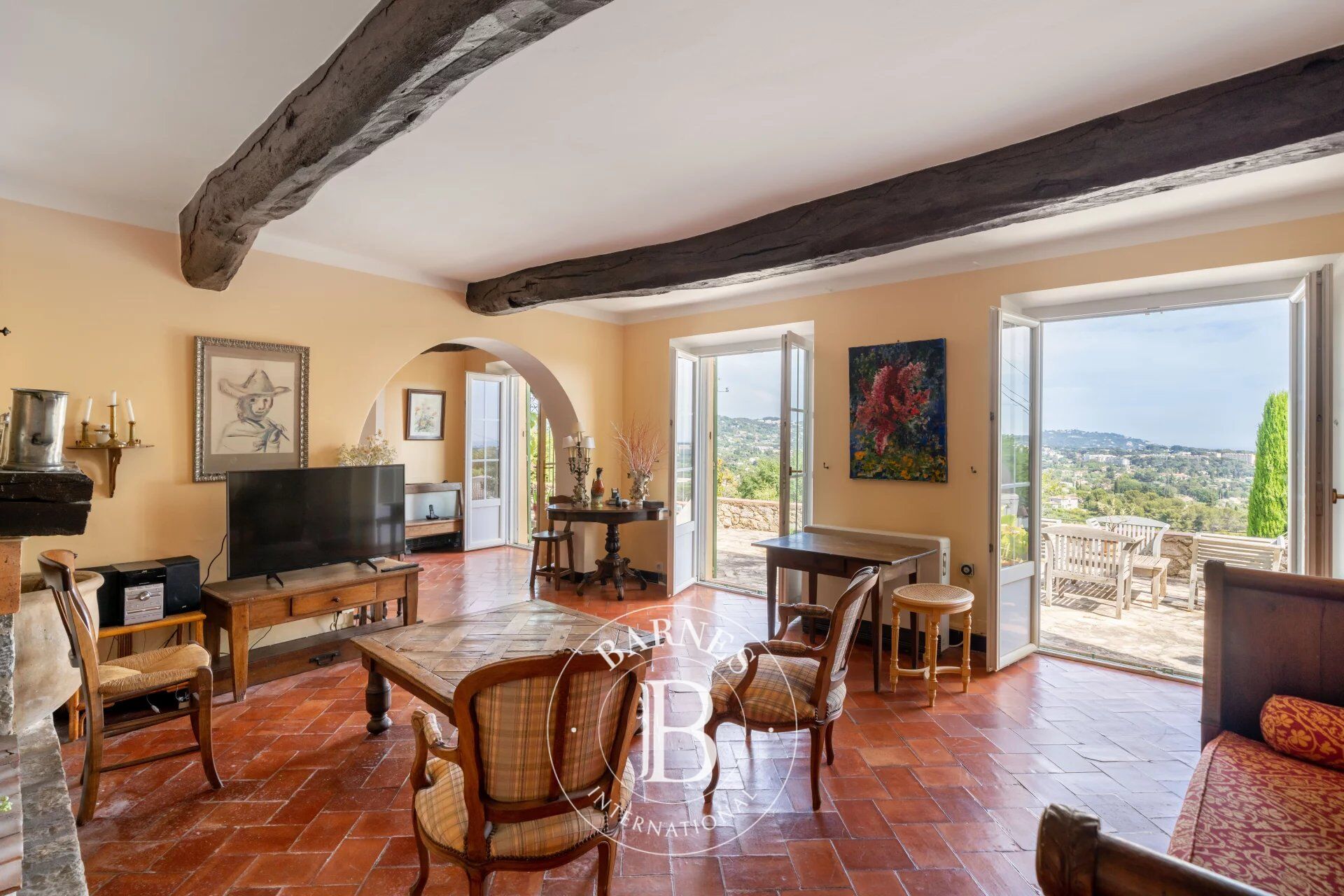 Kirevi Mougins - picture 4