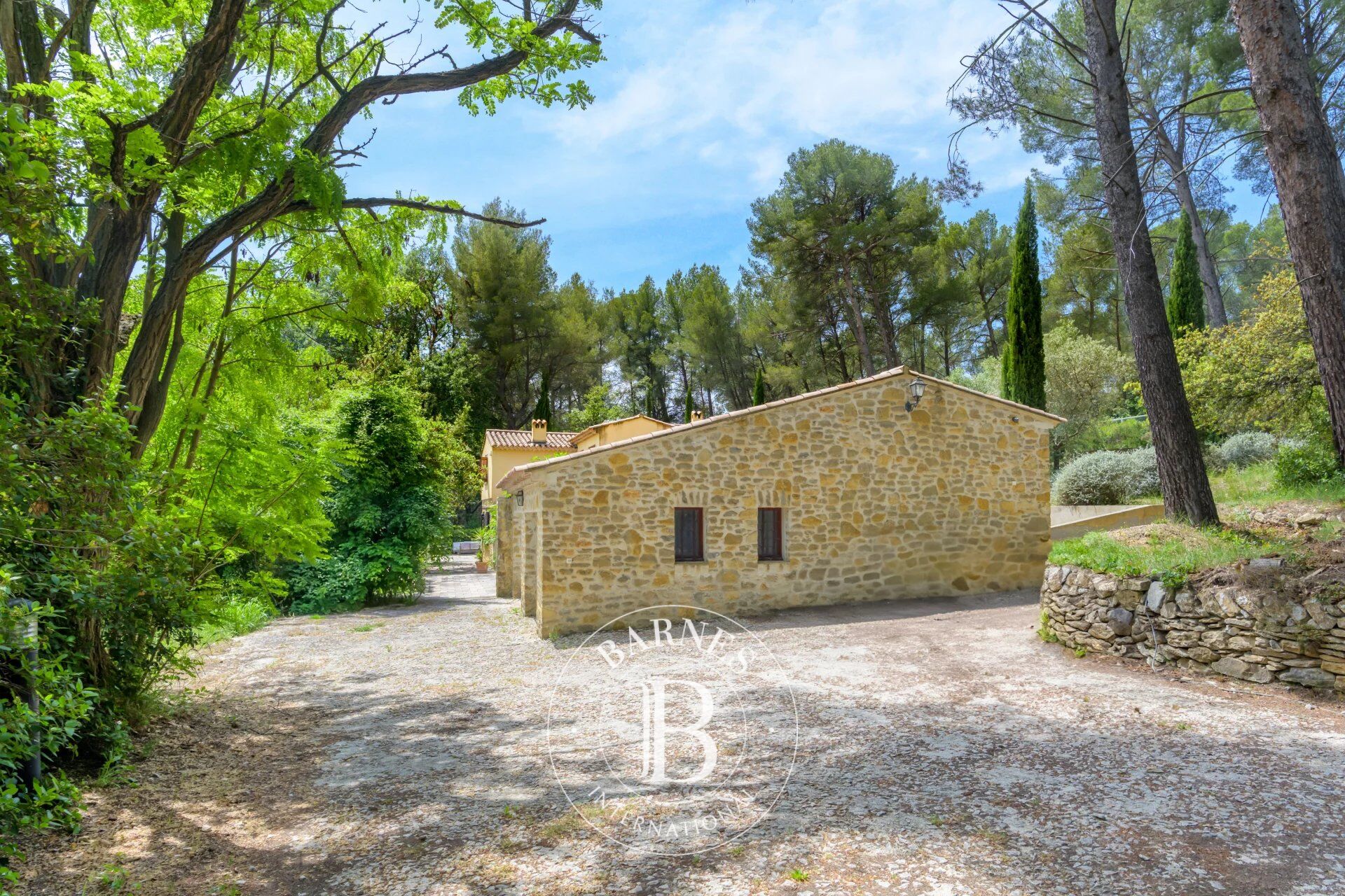 Finca Le Castellet - picture 2