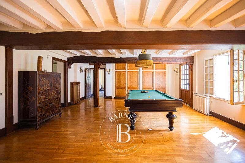 For Sale Property | Ladon - picture 2