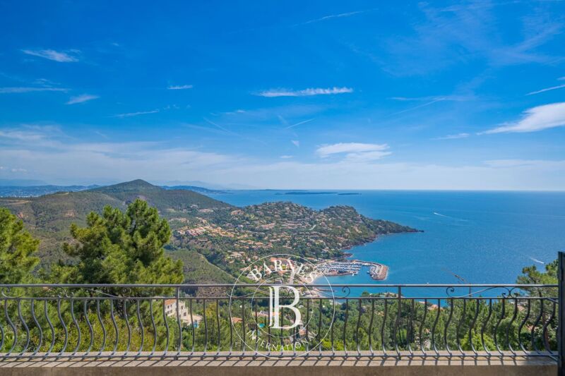 For Sale, Villa Théoule-sur-Mer - picture 1
