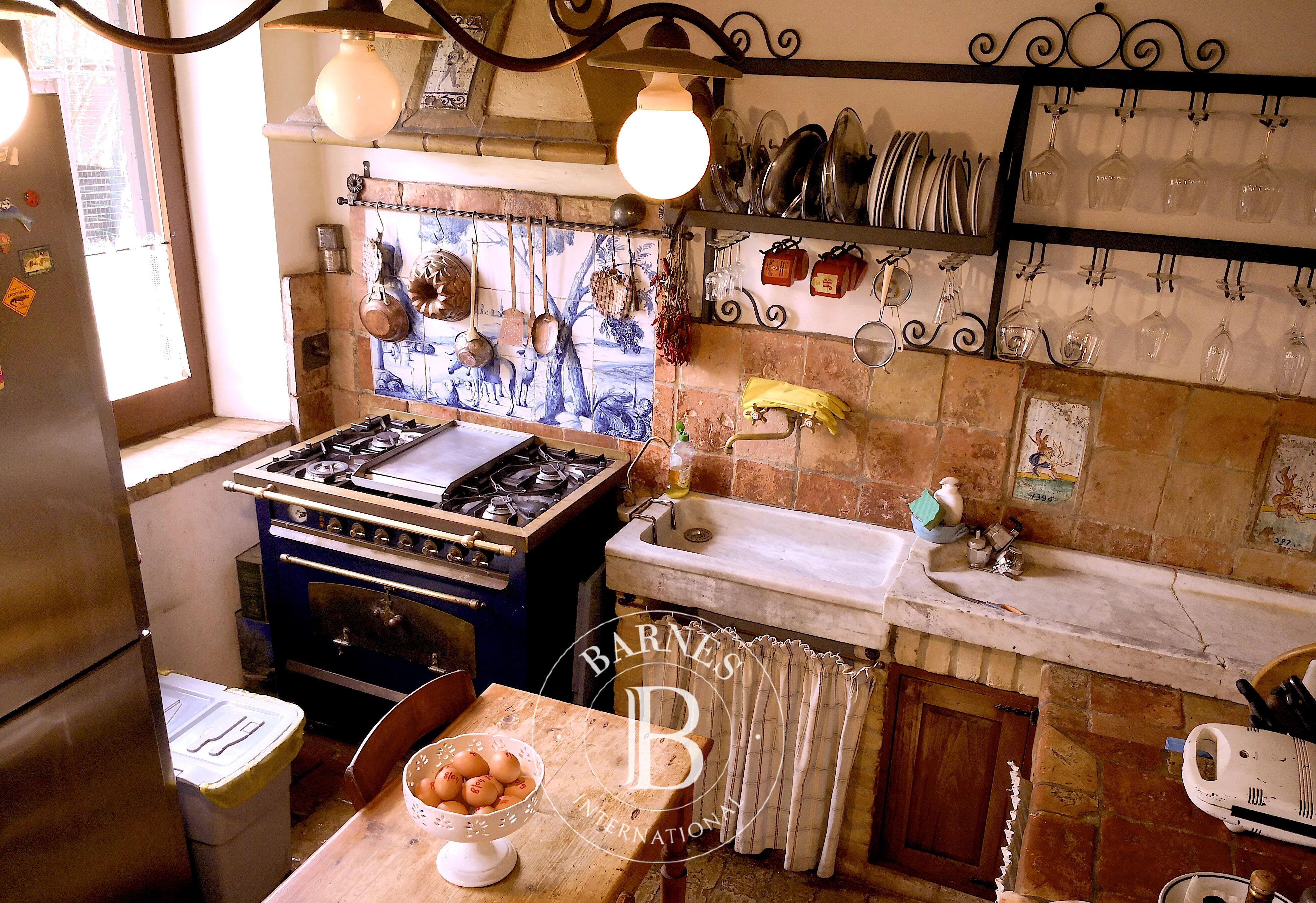 Villa Caprarola - picture 9