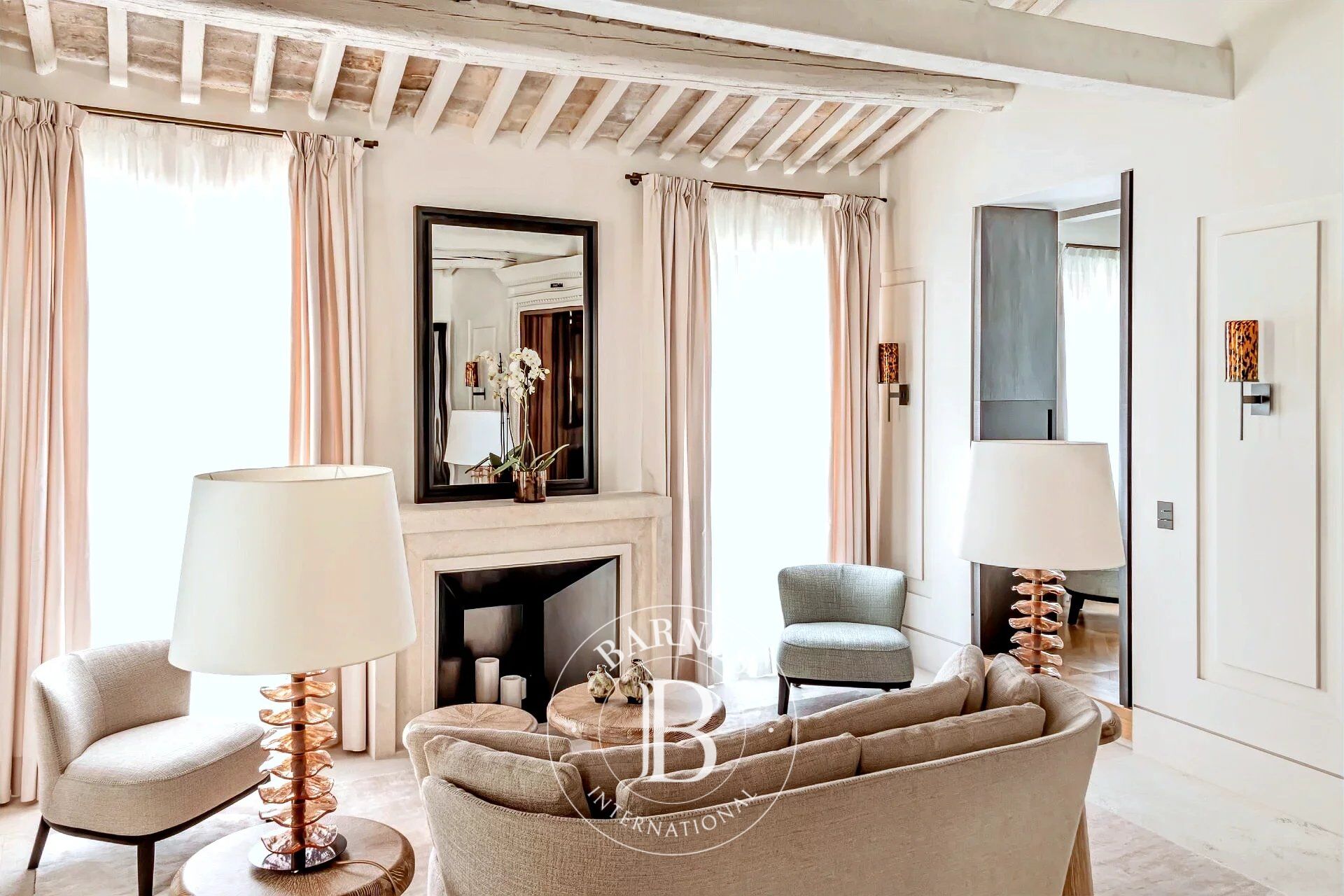 SUITE VIII - picture 3