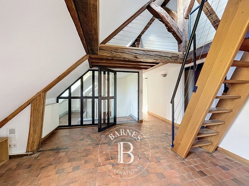 For Rent, Apartment Versailles - picture 2