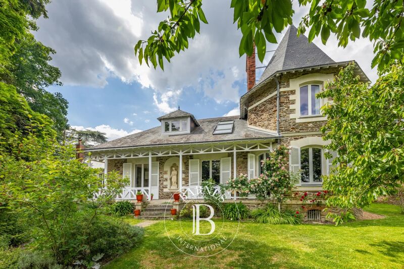 NANTES SAINT DONATIEN - Propriété paysagée et bâtisse de 1850 rénovée