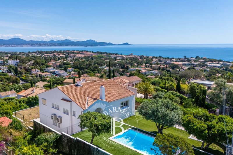 SAINT AYGULF - VILLA -  VUE MER PANORAMIQUE