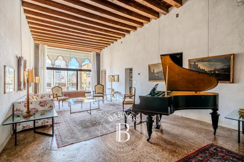 For Sale House | Venezia - picture 2