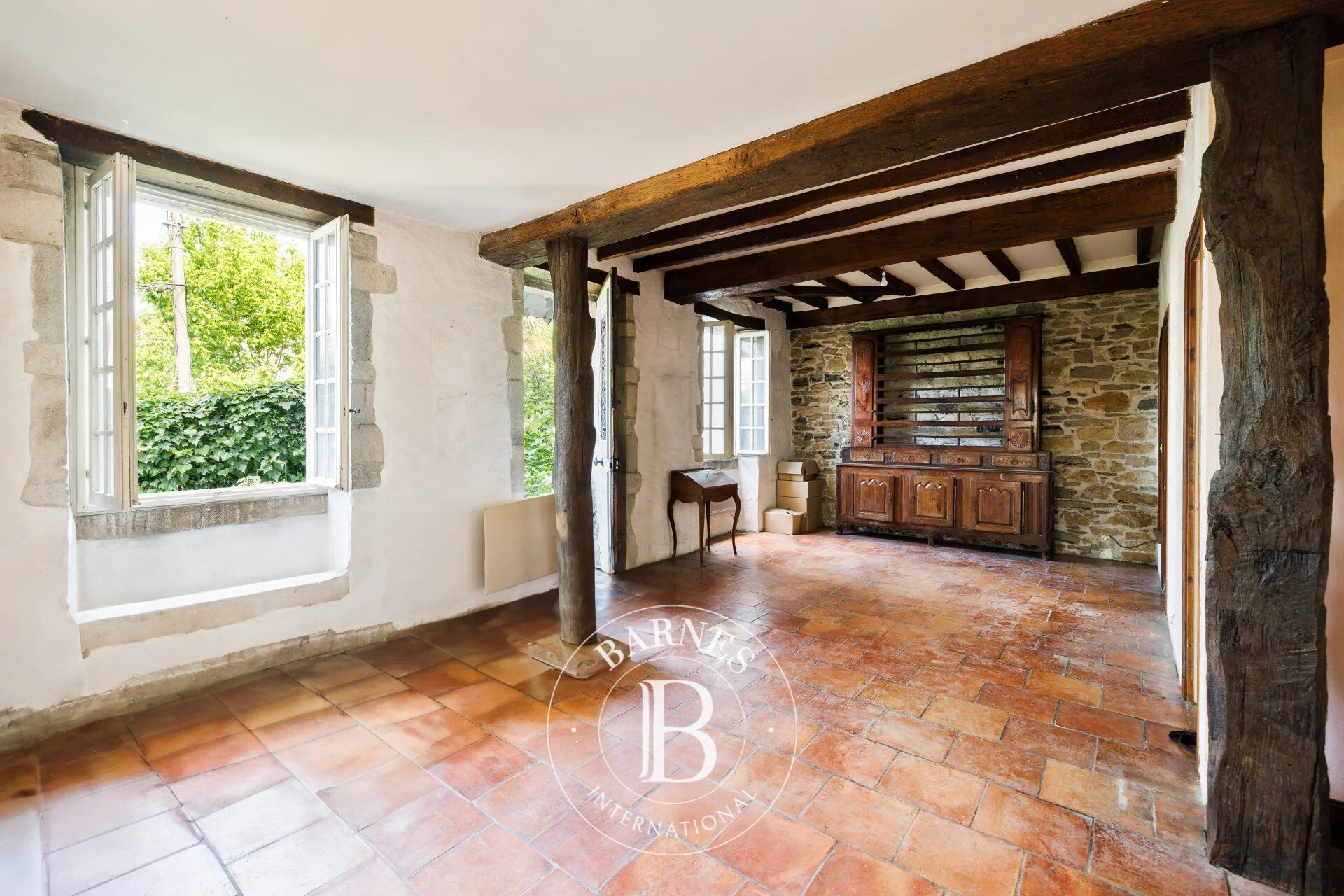 BAYONNE, LES ARÈNES, MAISON  À RÉNOVER - picture 3