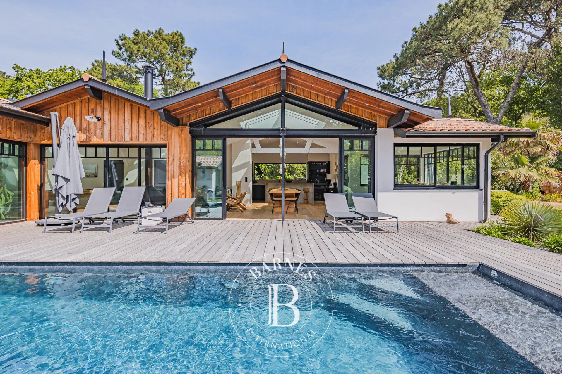 VILLA «PIGNADA» AU COEUR DU PYLA, AVEC PISCINE, DÉPENDANCE ET SAUNA - CAPACITÉ 12 PERSONNES - picture 2