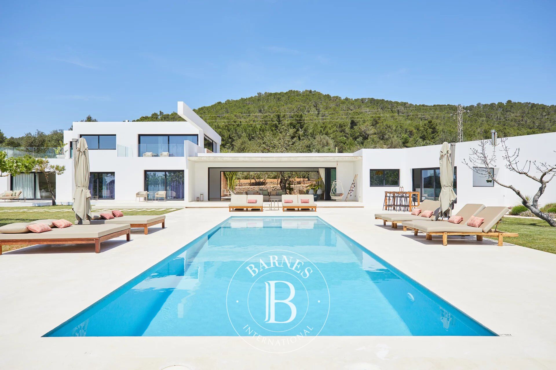 Can Mira - picture 1