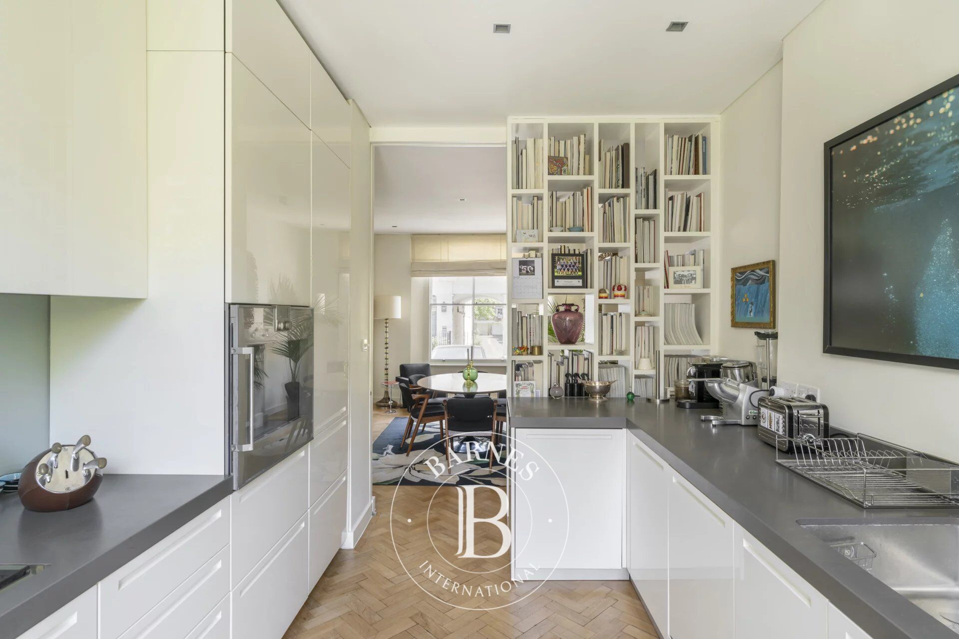 Ev London - picture 6