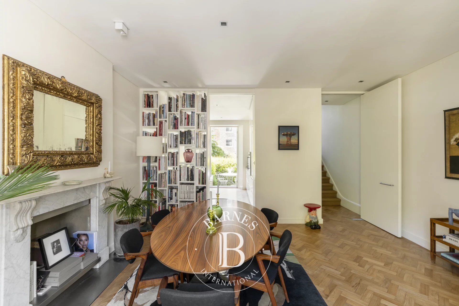 Ev London - picture 4