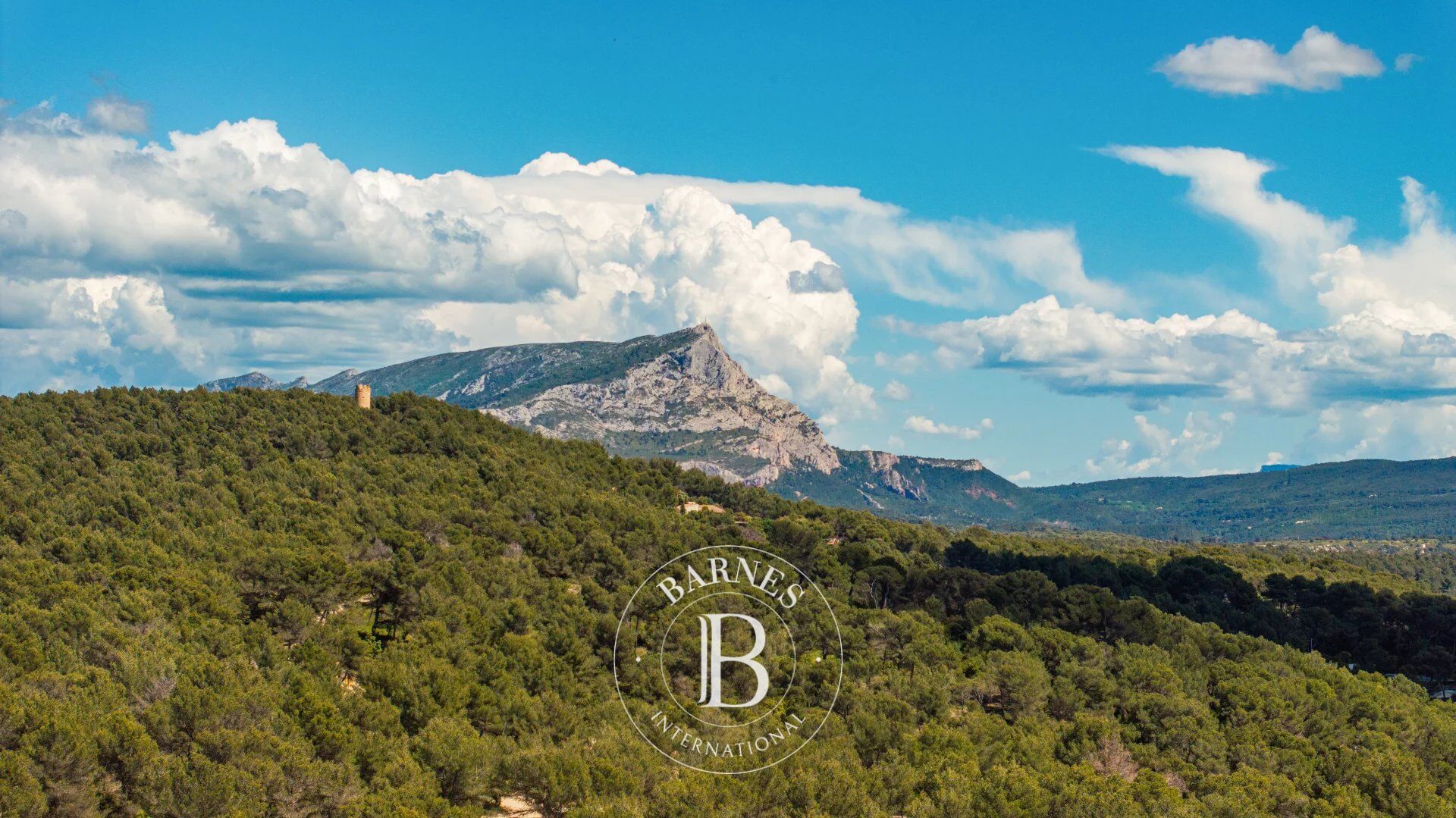 Casa Le Tholonet - picture 1