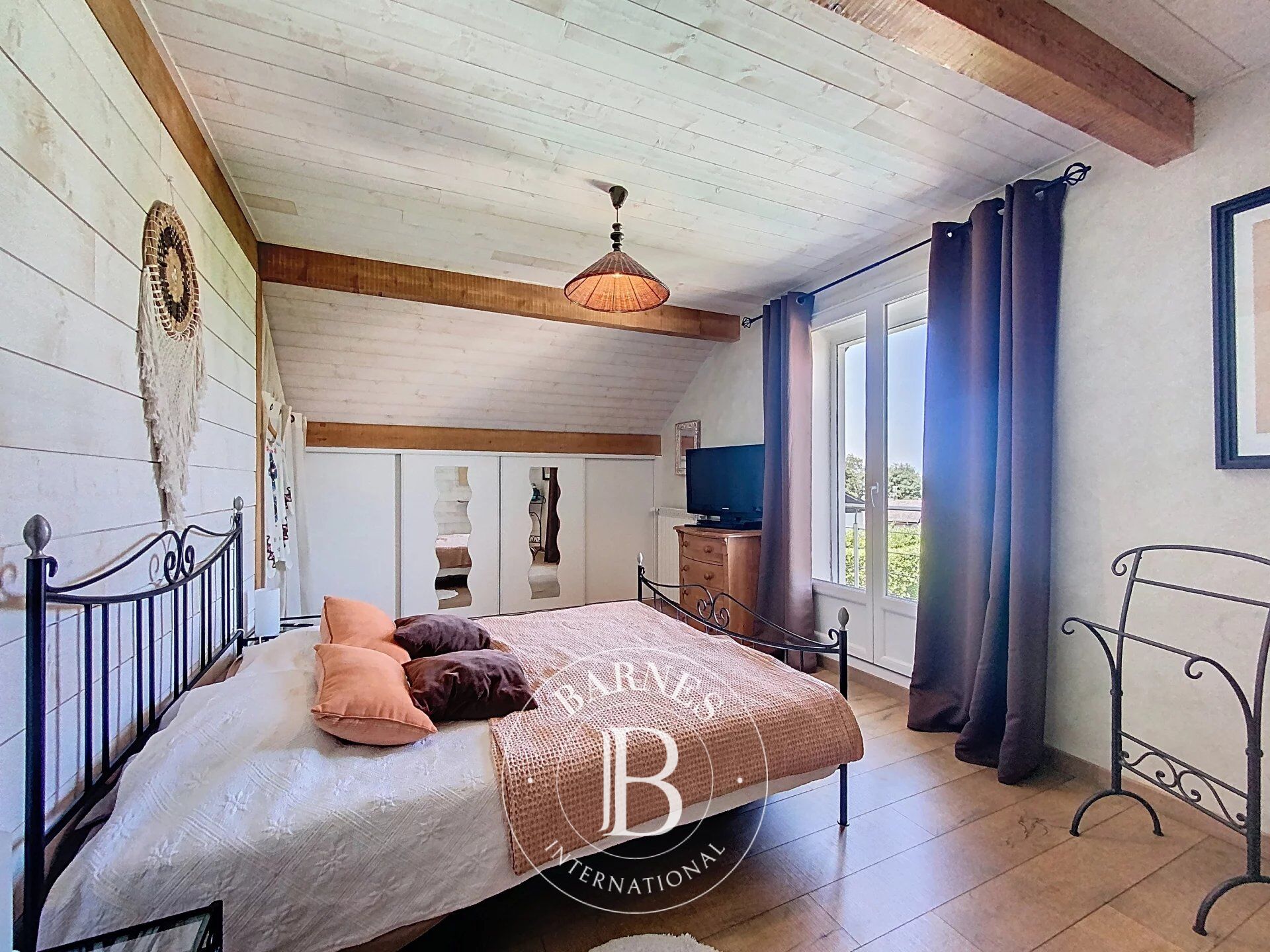 Ev Sciez - picture 16