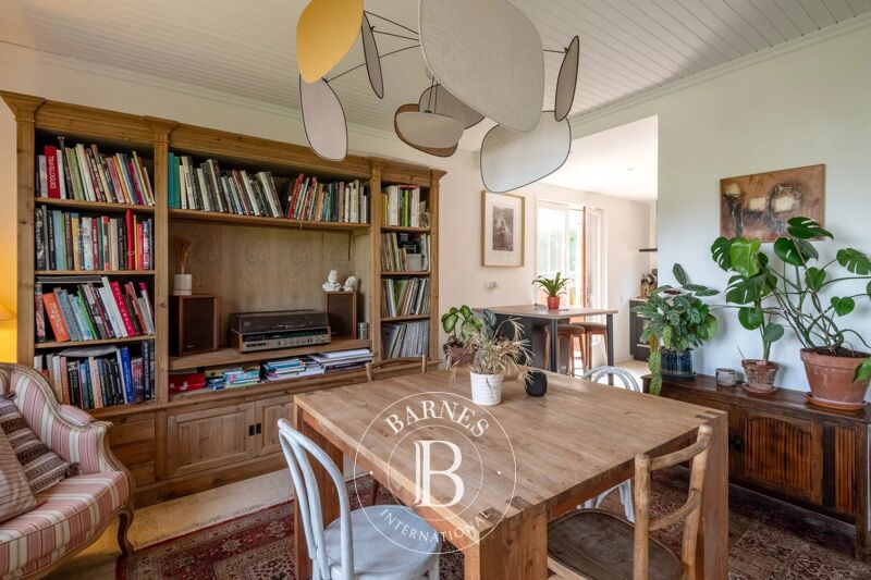 For Sale, House Saint-Romain-au-Mont-d'Or - picture 2