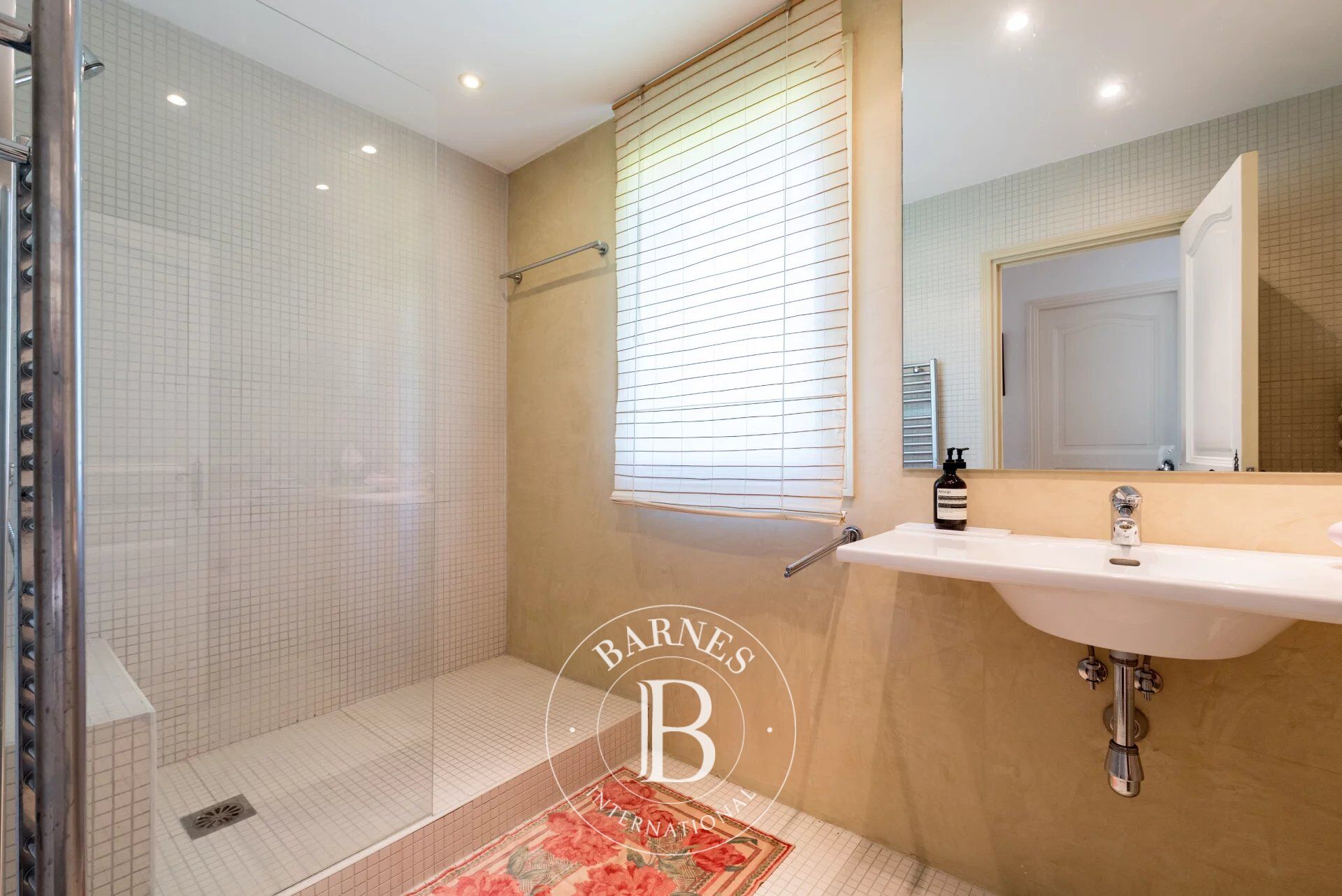 Villa Roquefort-les-Pins - picture 18