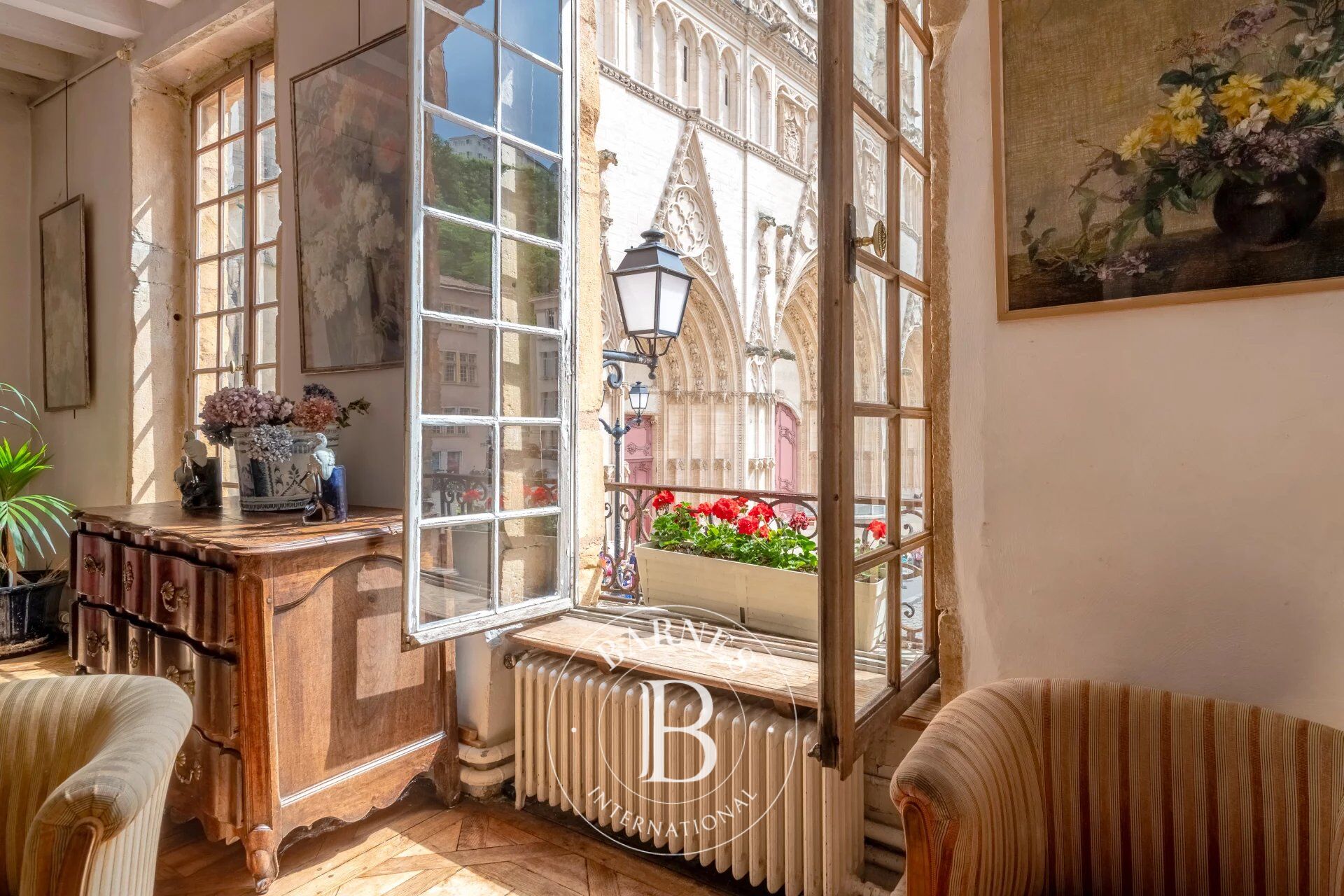 Lyon 5 - Apartment in the heart of Vieux Lyon - 180 sqm - 4 bedrooms - cellar - picture 3