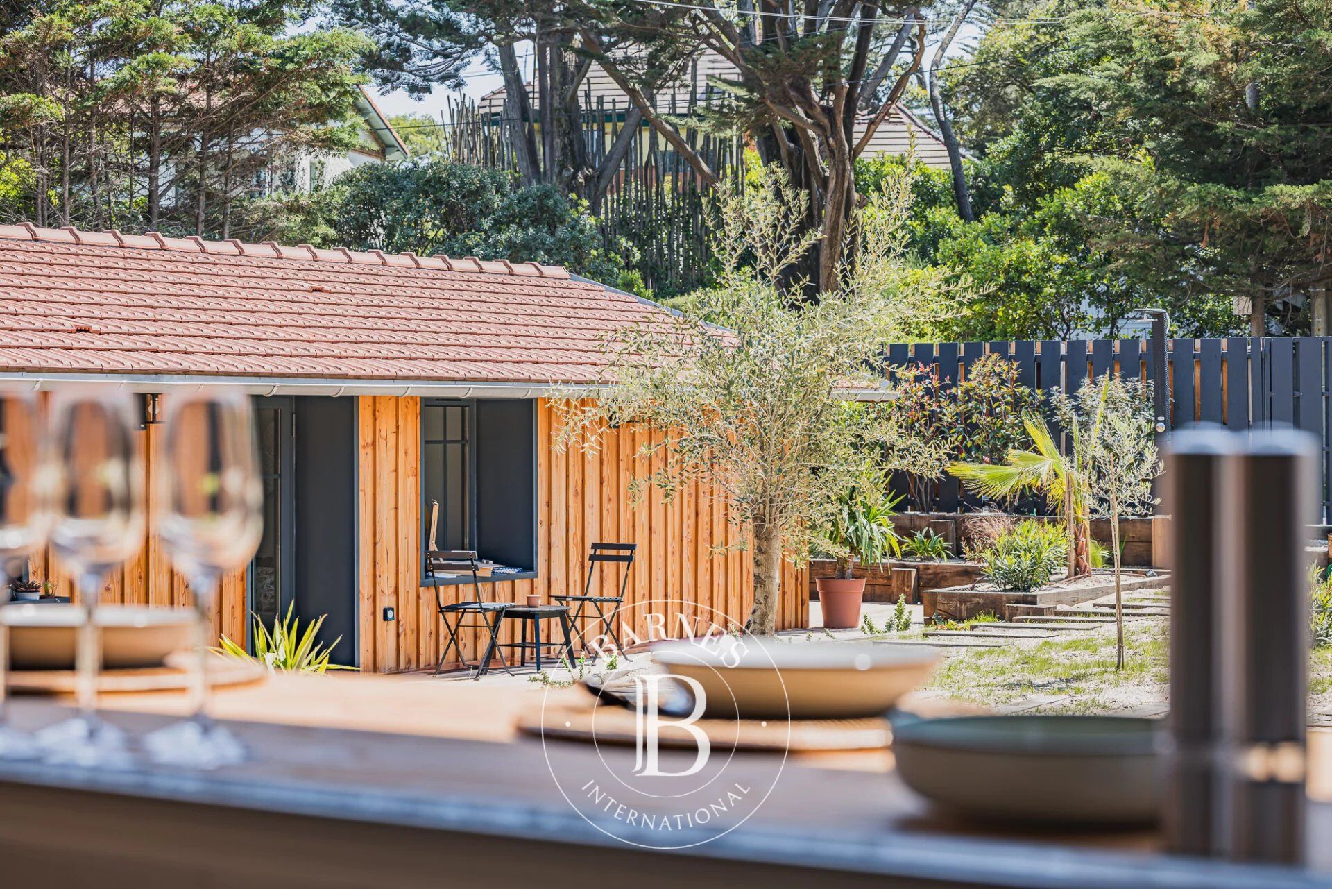 PROPRIÉTÉ « RÊVES EN MER » COMPOSÉE DE DEUX MAISONS À DEUX PAS DE L’OCÉAN, AU CAP FERRET - CAPACITÉ 8 PERSONNES - picture 1