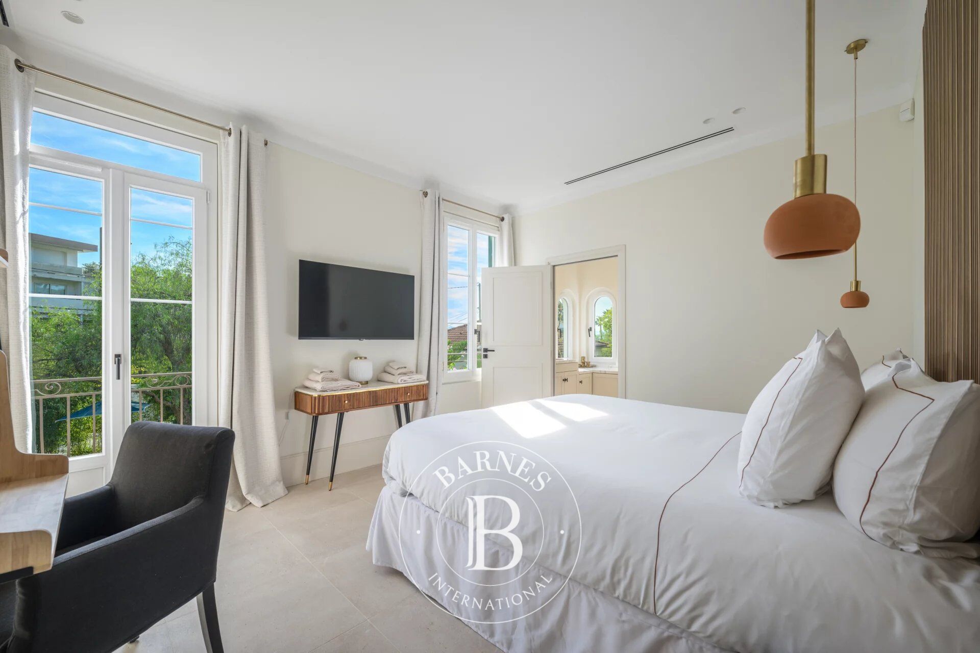 Villa Cannes - picture 8