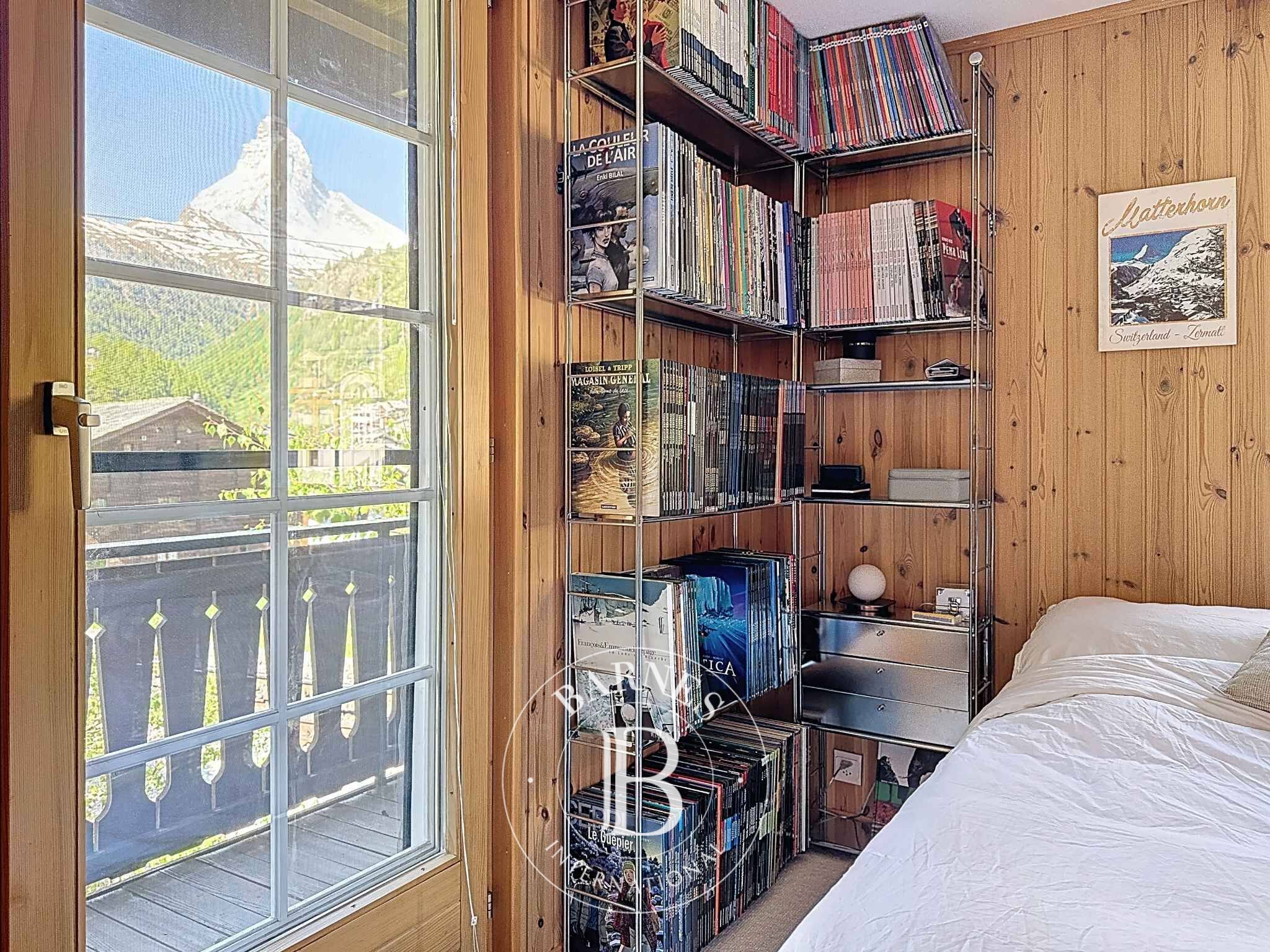 Appartement exclusif de quatre pièces avec vue imprenable sur le Cervin - au cœur de Zermatt - picture 2