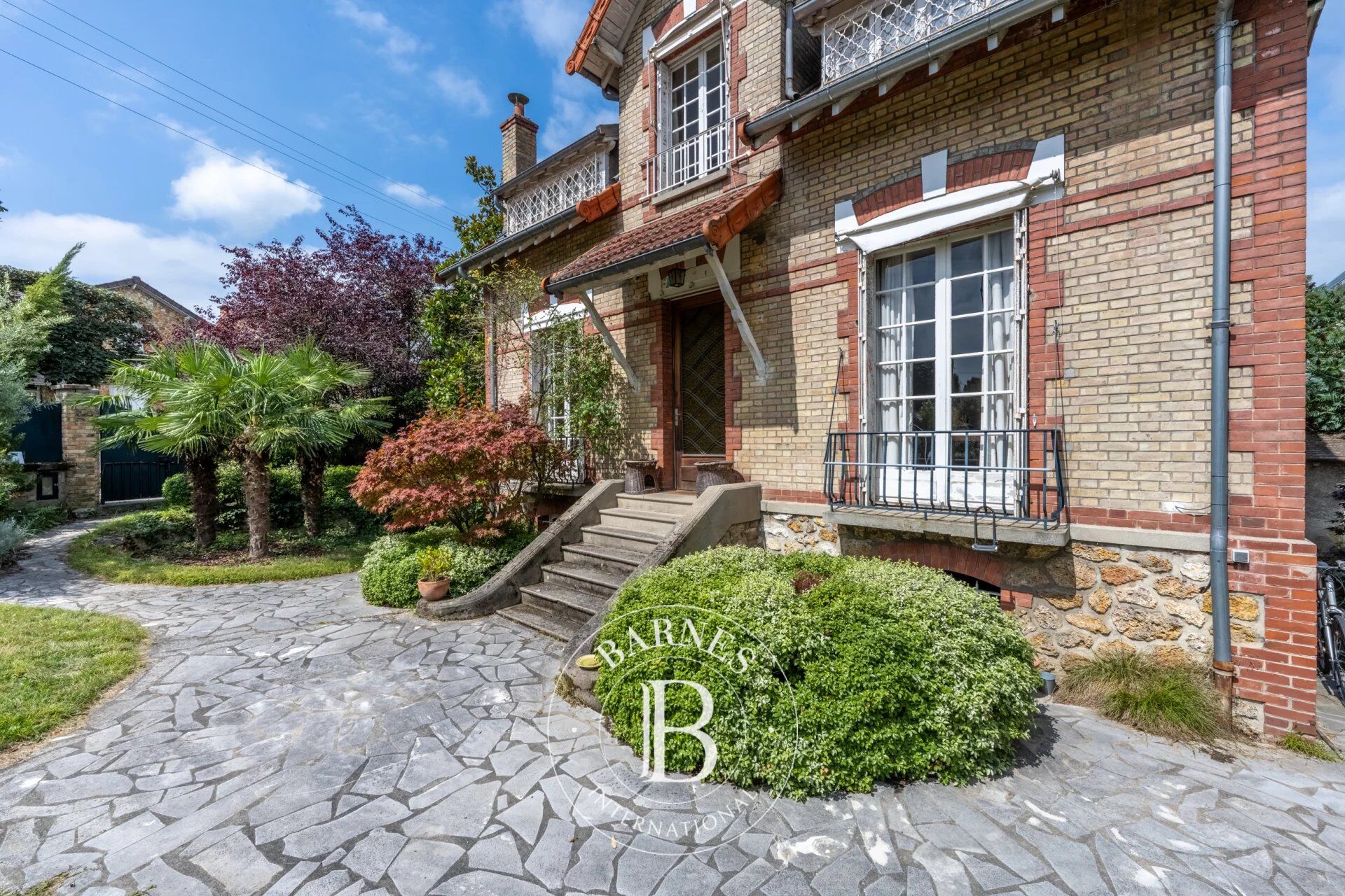 Le Chesnay/limite Versailles - Plateau Saint-Antoine - magnifique maison 223 m² - 4 chambres  + studio jardin - jardin 700 m² - picture 3